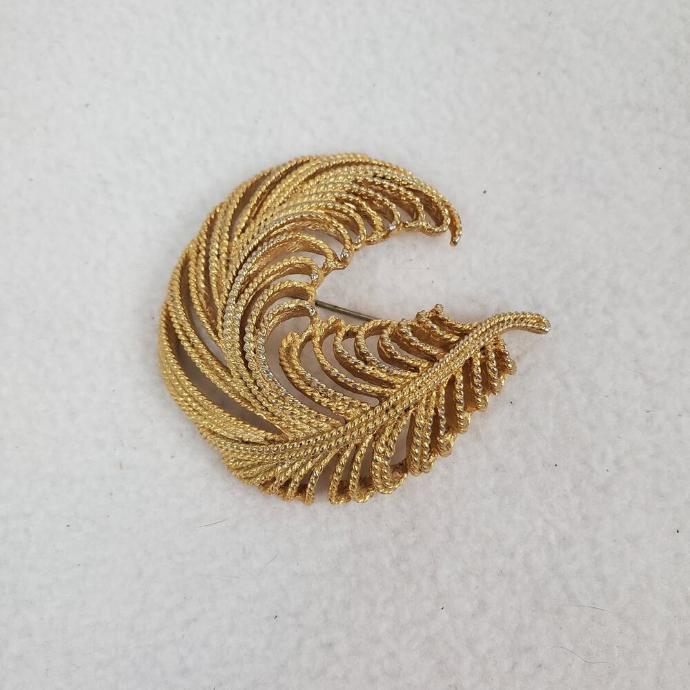 Monet Vintage Feather Pin Brooch Curved Gold Tone